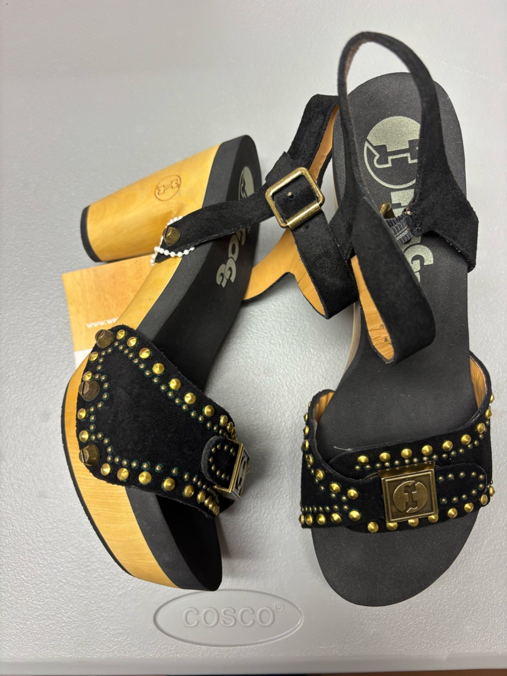 Black Studded Slingback Sandals with Gold Accent by Unknown Brand - Picture 2 of 3